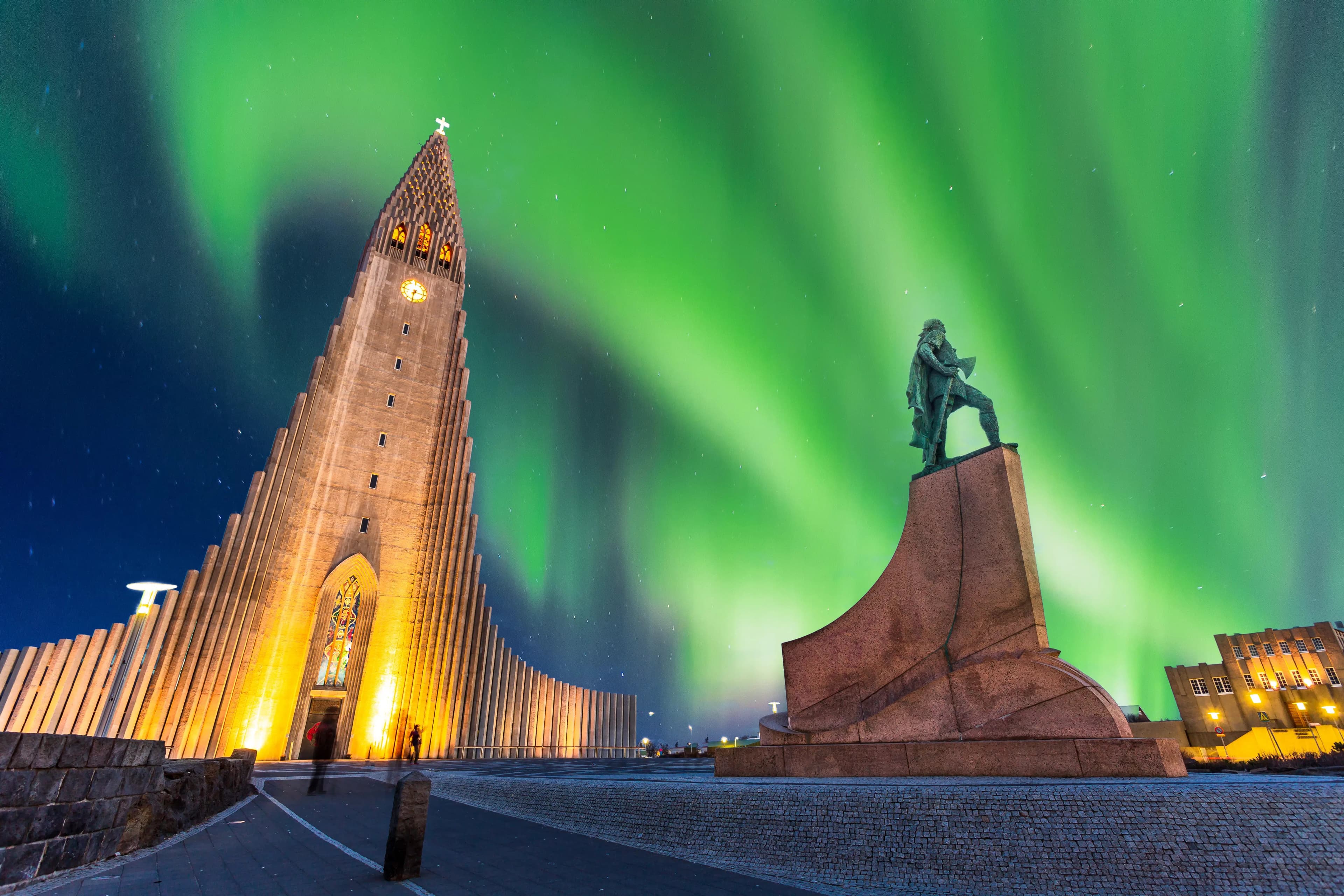Iceland: Southern & Northern Delights